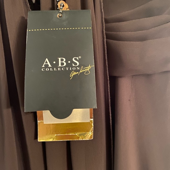 NWT ABS Allen Schwartz Strapless Chocolate Flowy Dress with Train Sz 8 - Picture 3 of 9